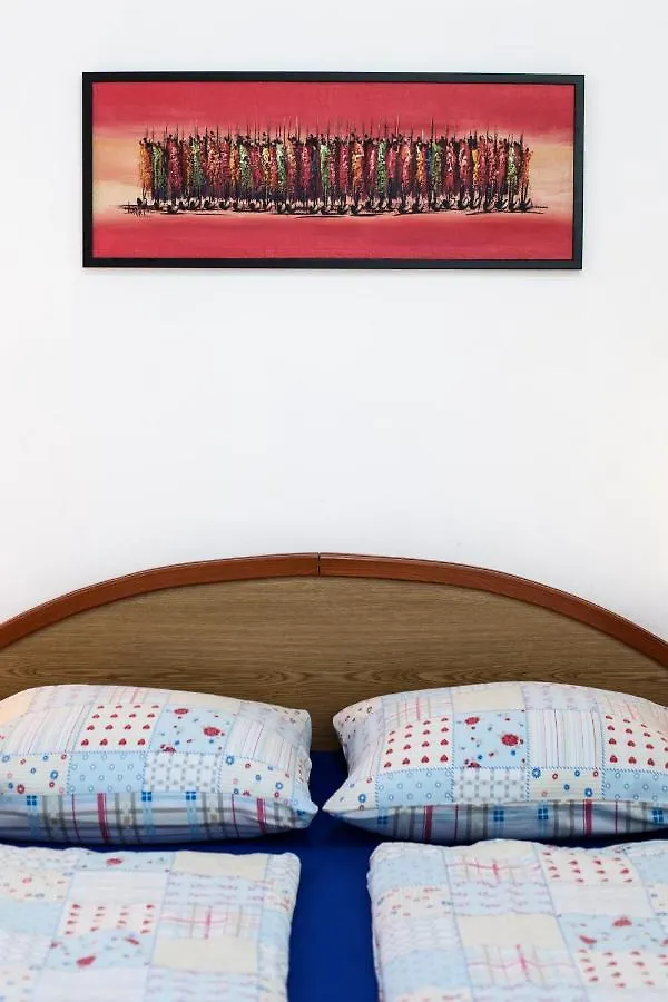 Apartments Kosovka 1398 Pjescana Uvala 0*,  Croatia