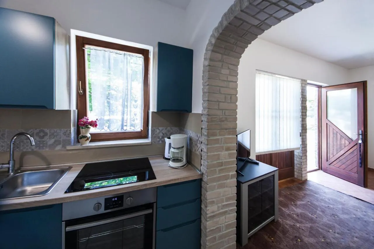 Apartments Kosovka 1398 Pjescana Uvala
