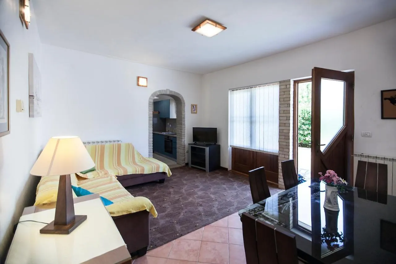 Apartments Kosovka 1398 Pjescana Uvala Croatia