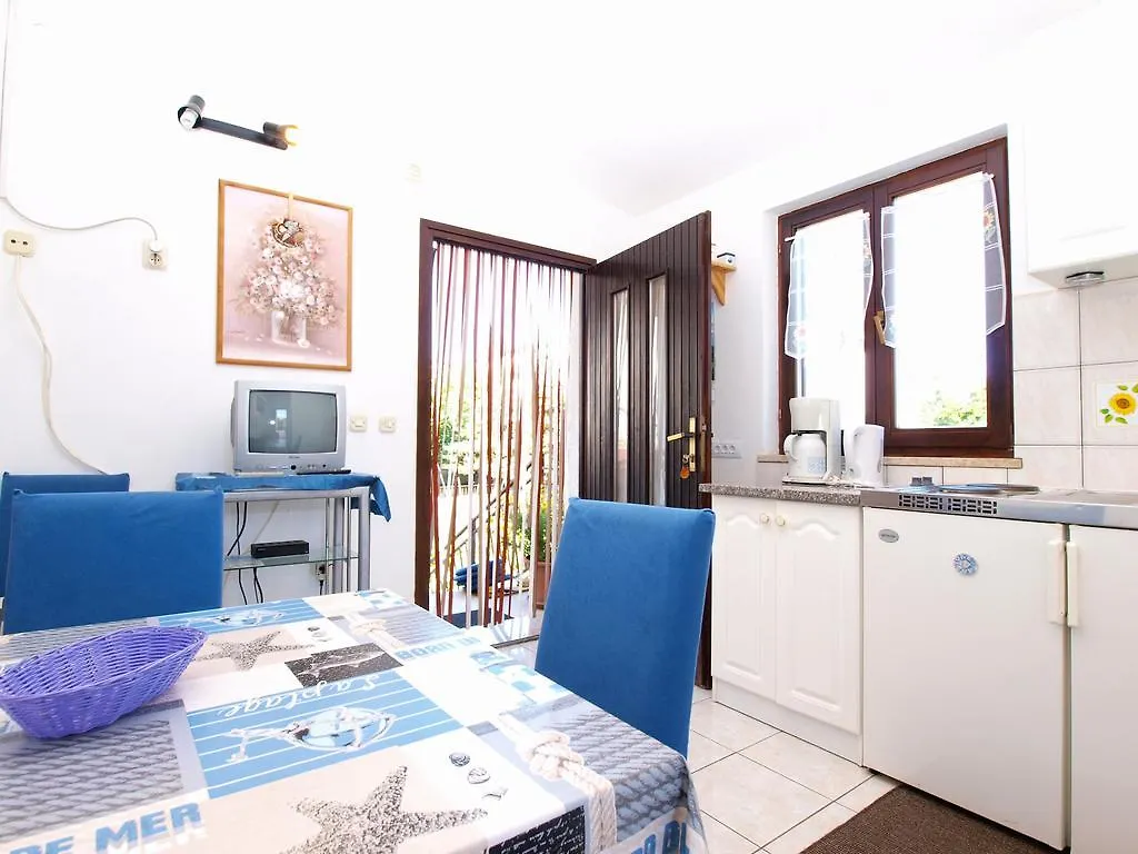 Apartments Kosovka 1398 Pjescana Uvala