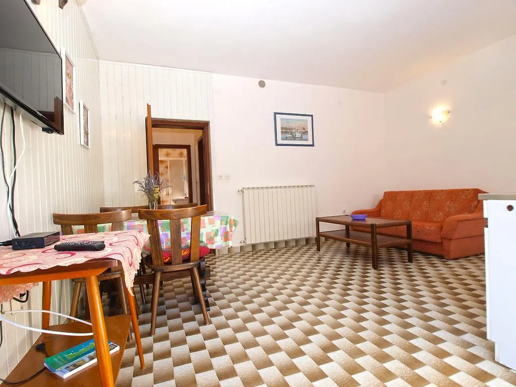 Apartments Kosovka 1398 Pjescana Uvala Croatia